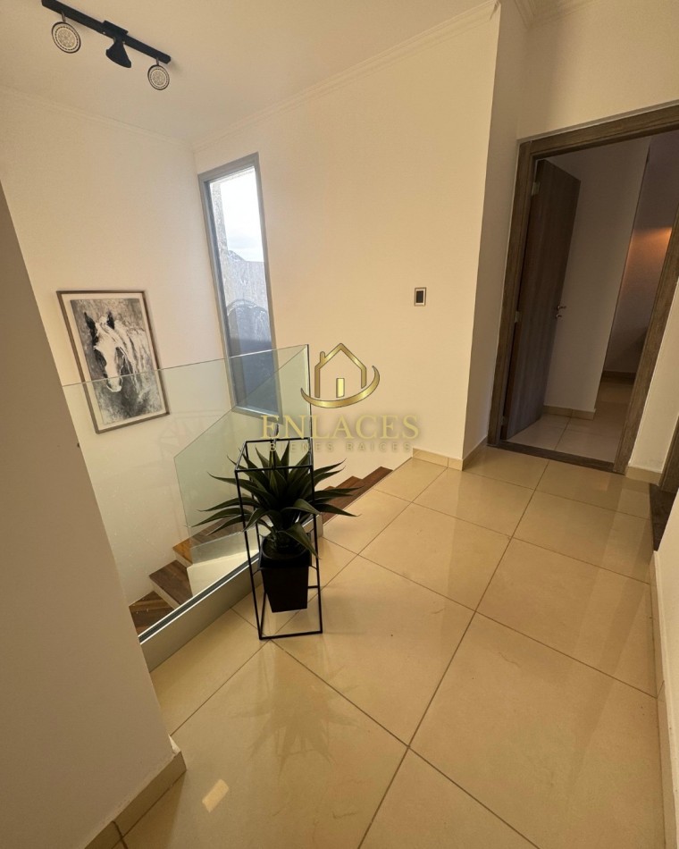 Duplex de 3 dormitorios en alquiler