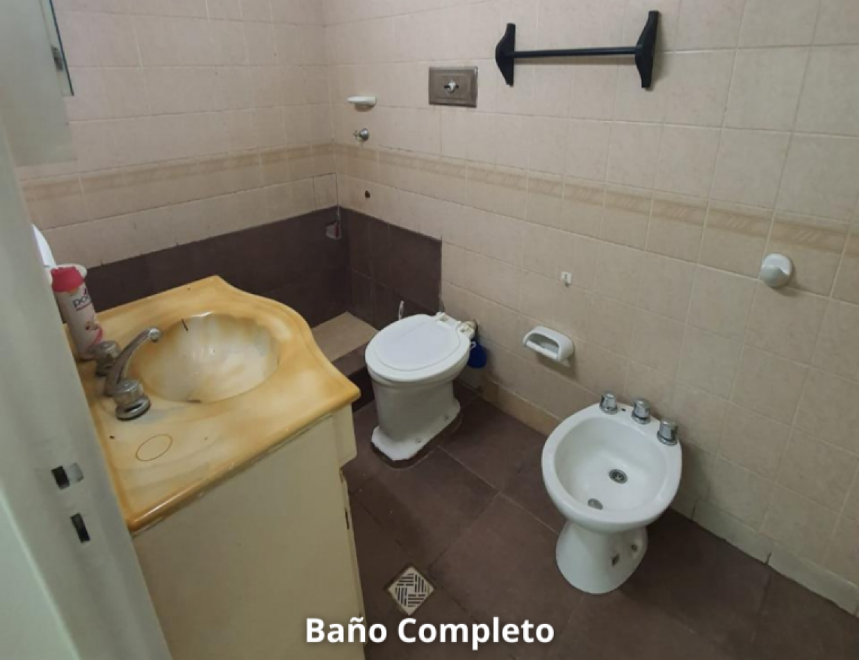 Propiedad centrica en alquiler con oficinas y/o consultorios