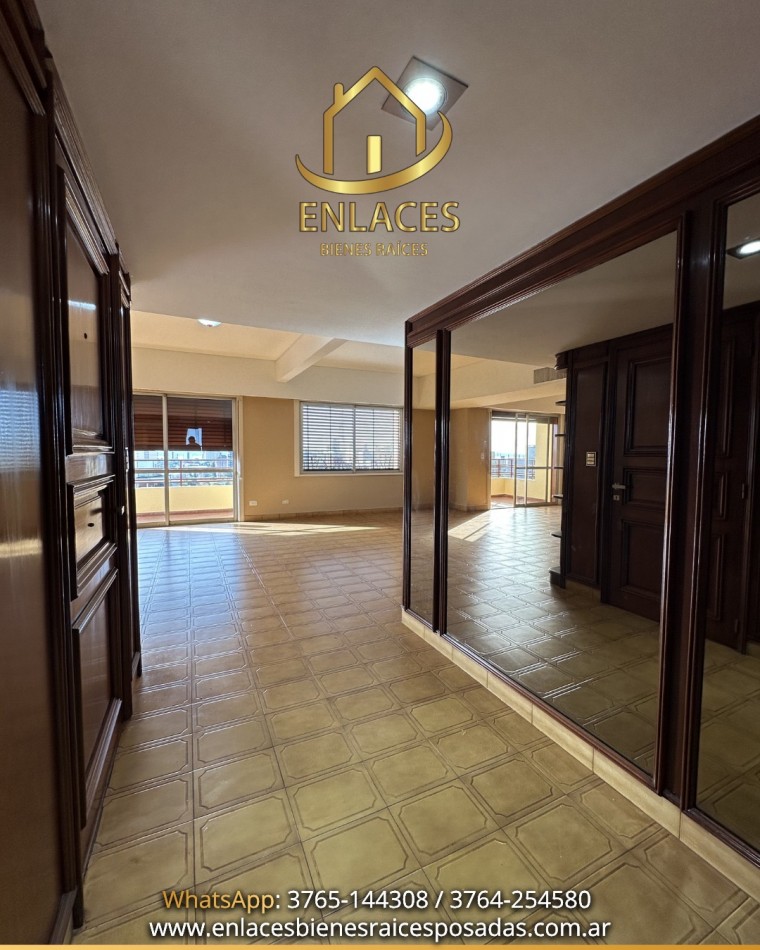 Departamento de 3 dormitorios mas dependencia de servicio en alquiler 