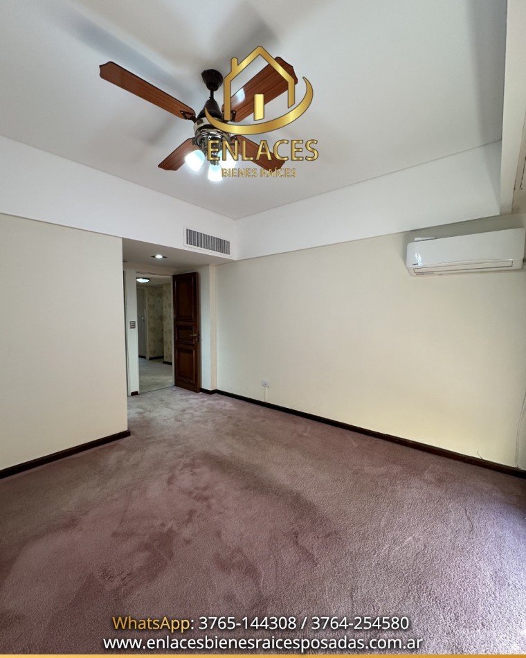 Departamento de 3 dormitorios mas dependencia de servicio en alquiler 
