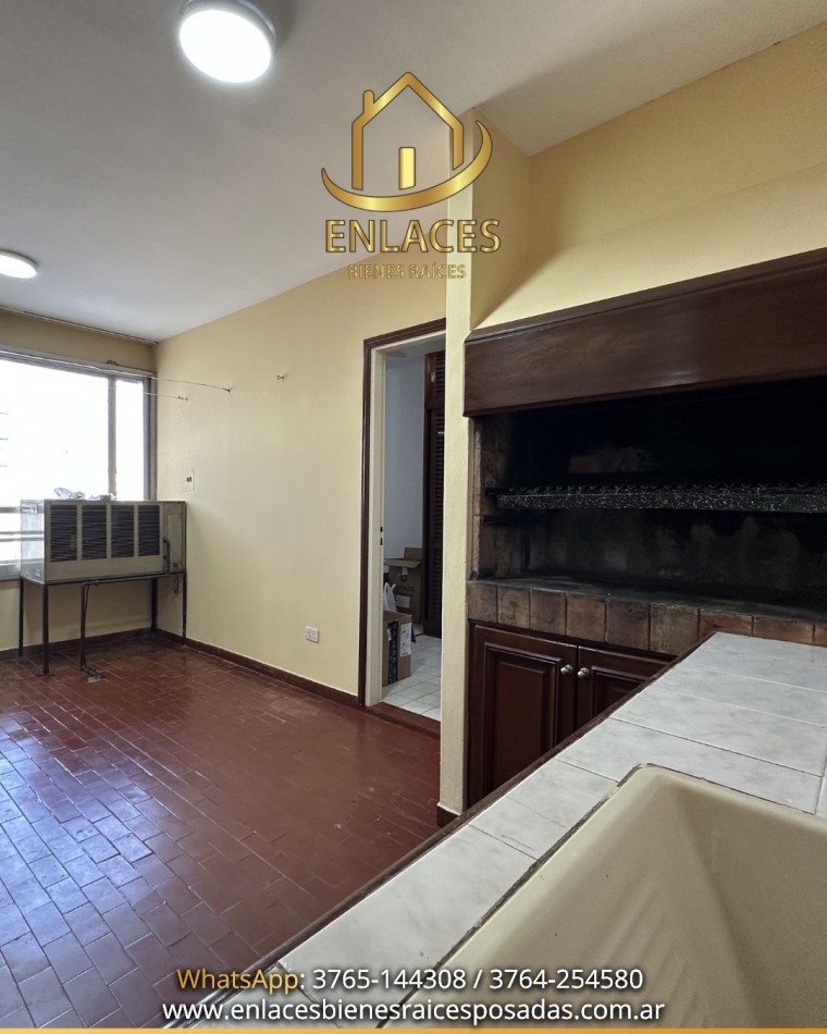Departamento de 3 dormitorios mas dependencia de servicio en alquiler 