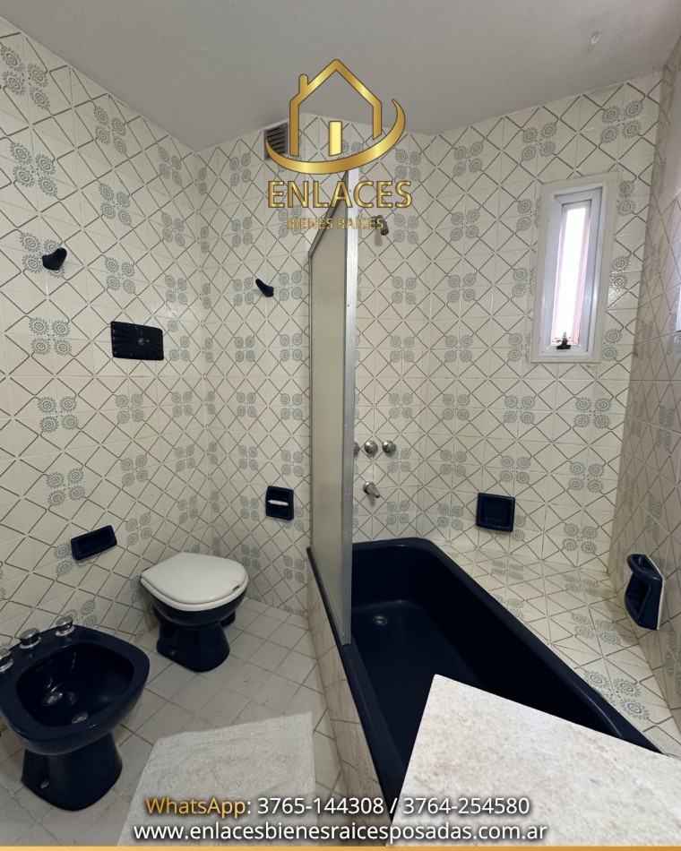 Departamento de 3 dormitorios mas dependencia de servicio en alquiler 
