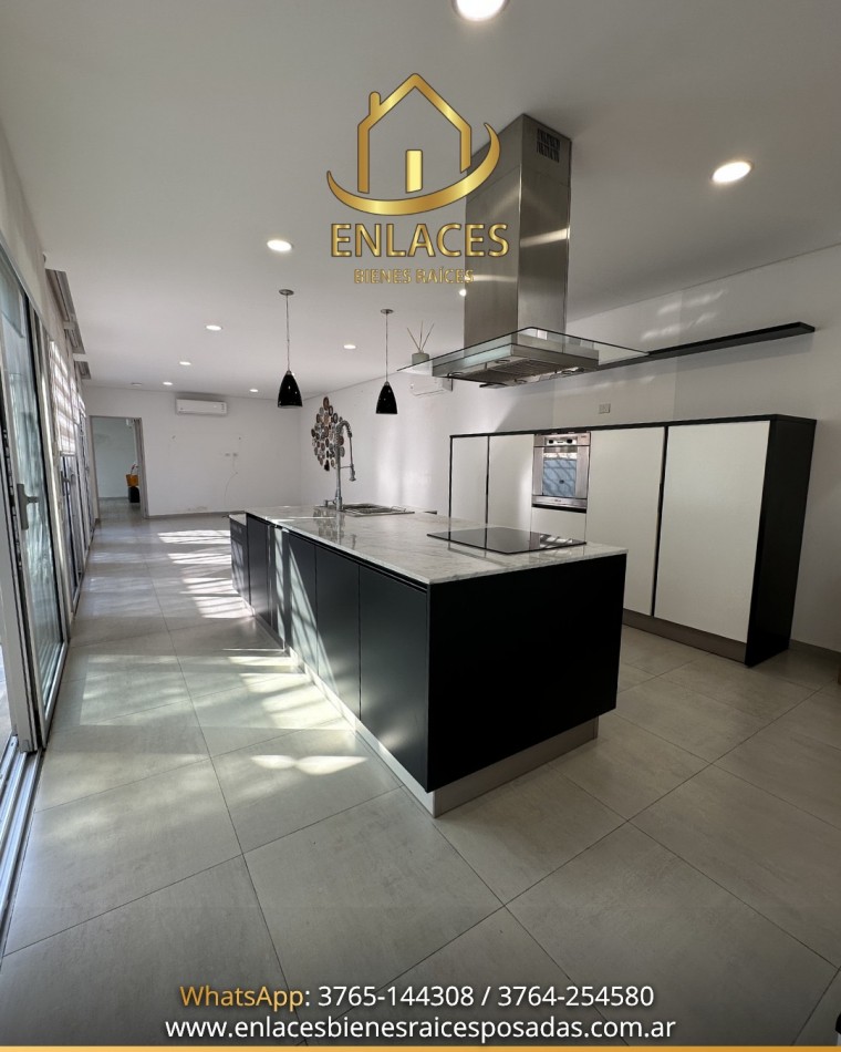 Espectacular casa en venta de 4 dormitorios en Posadas