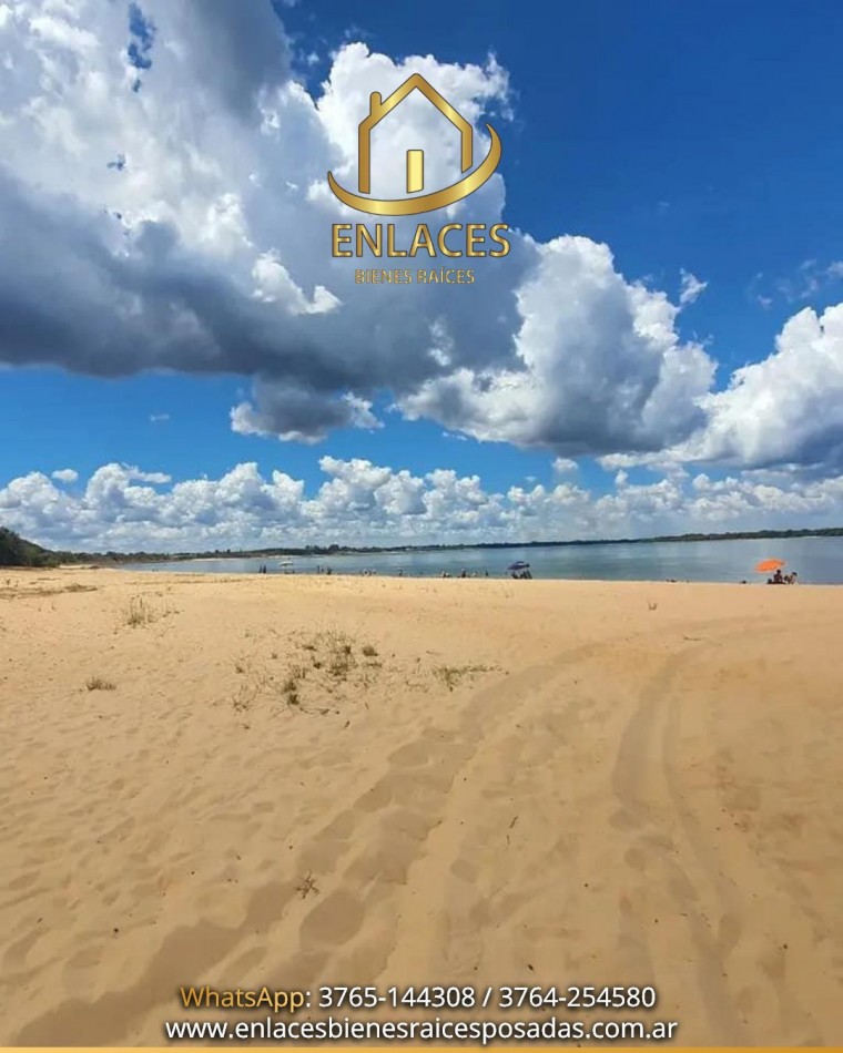Hermosa casa en venta en Rincon Santa Maria 