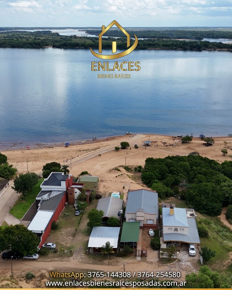 Hermosa casa en venta en Rincon Santa Maria 